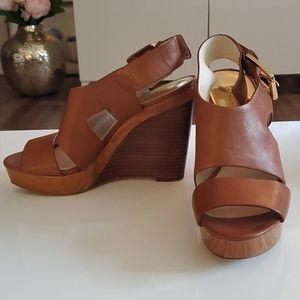 MICHAEL KORS Josephine Wedge Sandals

SIZE 8M